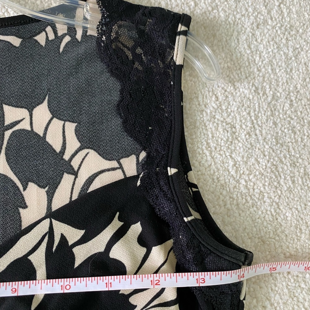 Size Small Top - image 2